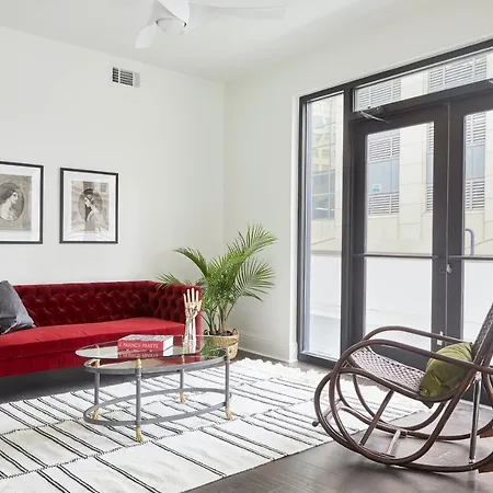 Sonder Lafayette Square-3